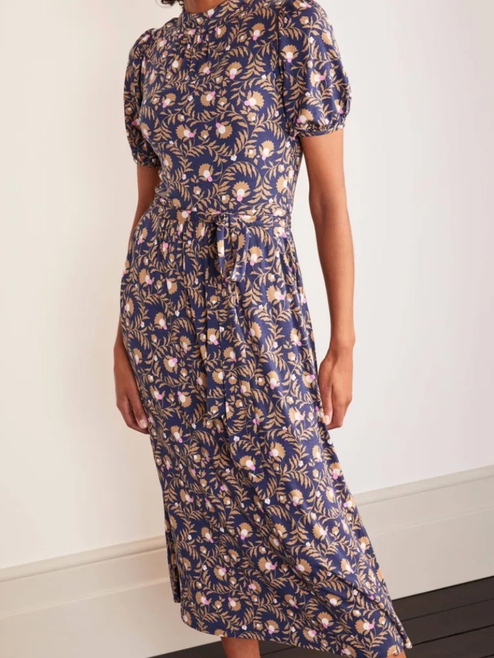 Boden Navy Floral Puff Sleeve Dress Size 6